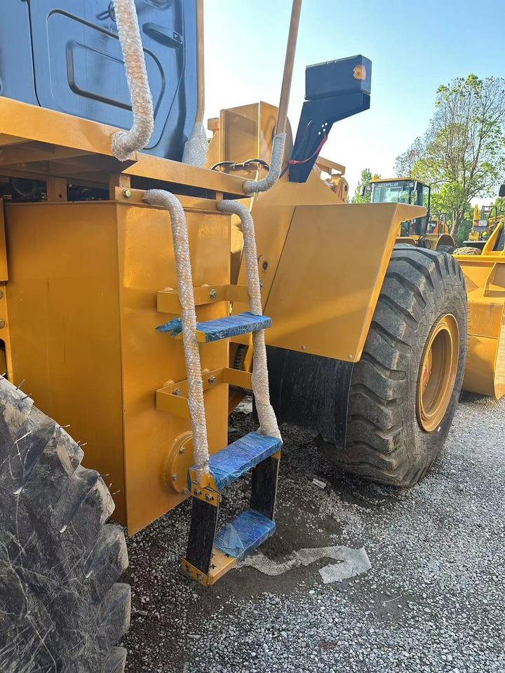 CATERPILLAR 950h in stock good quality ready to work - Chargeuse sur pneus: photos 3 CATERPILLAR 950h in stock good quality ready to work - Chargeuse sur pneus: photos 3