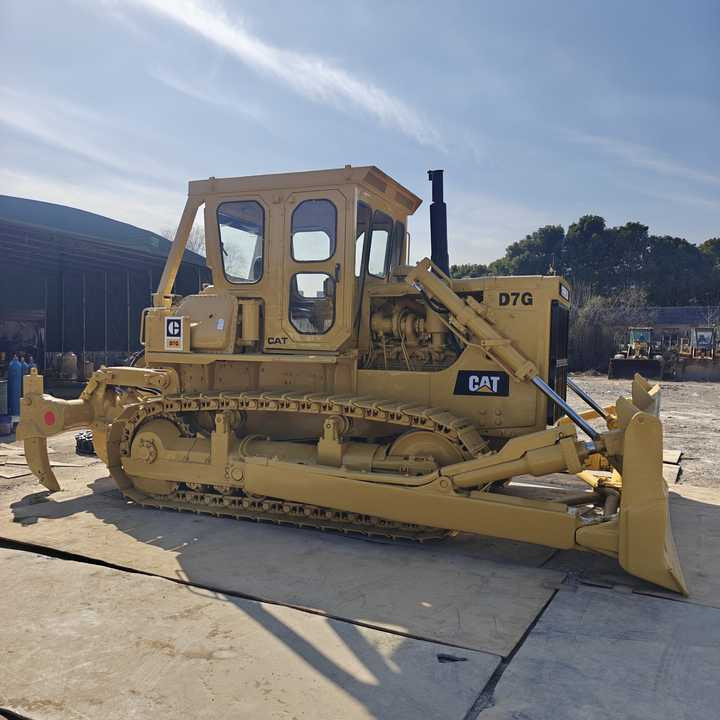 Good Condition Caterpillar CATD7G Original Japan Used Crawler Dozer Used CAT D6 D7 D10 Second Hand Bulldozers for Sale - Bulldozer: photos 4 Good Condition Caterpillar CATD7G Original Japan Used Crawler Dozer Used CAT D6 D7 D10 Second Hand Bulldozers for Sale - Bulldozer: photos 4
