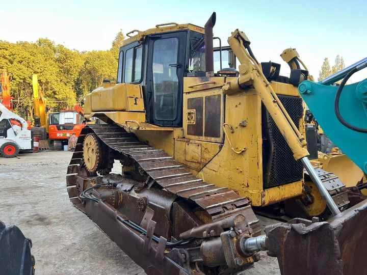 Good Condition D6h Mini Bulldozer New Crawler Bulldozer with Parts Price Bulldozers - Bulldozer: photos 5 Good Condition D6h Mini Bulldozer New Crawler Bulldozer with Parts Price Bulldozers - Bulldozer: photos 5