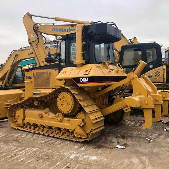 Good Condition D6m Mini Bulldozer New Crawler Bulldozer with Parts Price Bulldozers - Bulldozer: photos 3 Good Condition D6m Mini Bulldozer New Crawler Bulldozer with Parts Price Bulldozers - Bulldozer: photos 3