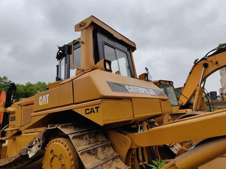 Good Condition D8r Mini Bulldozer New Crawler Bulldozer with Parts Price Bulldozers - Bulldozer: photos 2 Good Condition D8r Mini Bulldozer New Crawler Bulldozer with Parts Price Bulldozers - Bulldozer: photos 2