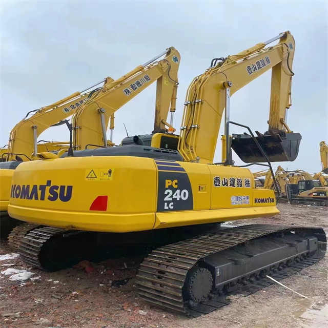 Good Condition Original Used Komatsu Used PC240LC-8 Crawler Excavator Digger Komatsu PC240-8 Used Excavator for Sale - Pelle: photos 2 Good Condition Original Used Komatsu Used PC240LC-8 Crawler Excavator Digger Komatsu PC240-8 Used Excavator for Sale - Pelle: photos 2