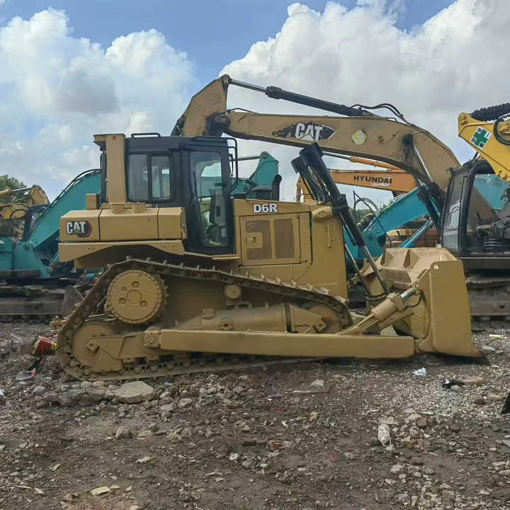 Original Japan Brand Cat D6r Bulldozer in Stock High Quality Cat D5 D6 D7 D10 Bulldozer for Sale - Bulldozer: photos 1 Original Japan Brand Cat D6r Bulldozer in Stock High Quality Cat D5 D6 D7 D10 Bulldozer for Sale - Bulldozer: photos 1