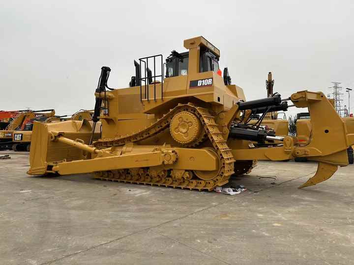 USED ORIGINAL CAT D10r Large Bulldozer for Sale Spot Cat D10 Bulldozer Cat D5 D6 D7 D10 Bulldozer in China - Bulldozer: photos 4 USED ORIGINAL CAT D10r Large Bulldozer for Sale Spot Cat D10 Bulldozer Cat D5 D6 D7 D10 Bulldozer in China - Bulldozer: photos 4