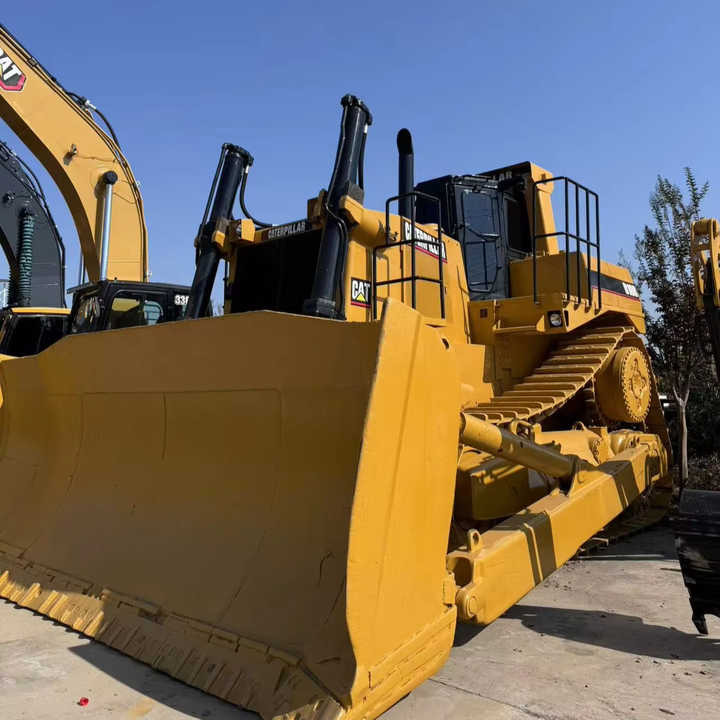 USED ORIGINAL CAT D10r Large Bulldozer for Sale Spot Cat D10 Bulldozer Cat D5 D6 D7 D10 Bulldozer in China - Bulldozer: photos 1 USED ORIGINAL CAT D10r Large Bulldozer for Sale Spot Cat D10 Bulldozer Cat D5 D6 D7 D10 Bulldozer in China - Bulldozer: photos 1