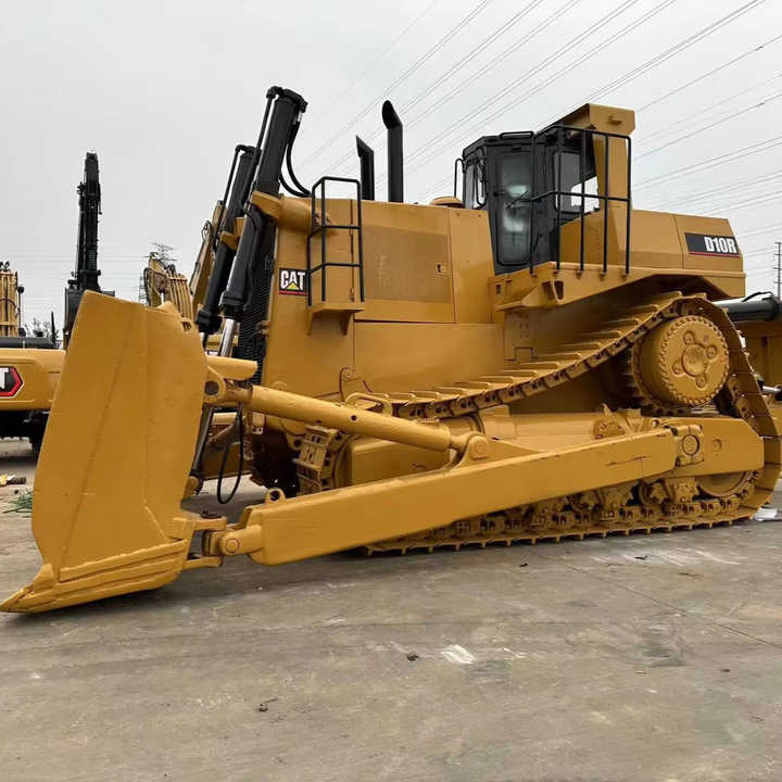 Used Caterpillar D10R Large Crawler Bulldozer Superior Performance Running Working Condition CAT D10R Bulldozer Hot Sale - Bulldozer: photos 1 Used Caterpillar D10R Large Crawler Bulldozer Superior Performance Running Working Condition CAT D10R Bulldozer Hot Sale - Bulldozer: photos 1