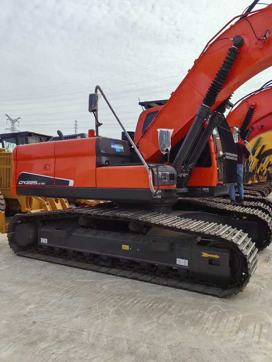 Pelle Used Doosan DX225LC-9C Hydraulic Excavator 25 Ton Doosan Dx225 Crawler Excavator with Excellent Performance Low Price for Sale: photos 6