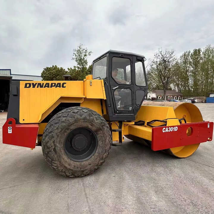 Used Dynapac CA301 Vibratory Roller with Less Working Time and Superior Performance Used Dynapac 251d/301D Roller for Sale - Rouleau compresseur: photos 1 Used Dynapac CA301 Vibratory Roller with Less Working Time and Superior Performance Used Dynapac 251d/301D Roller for Sale - Rouleau compresseur: photos 1