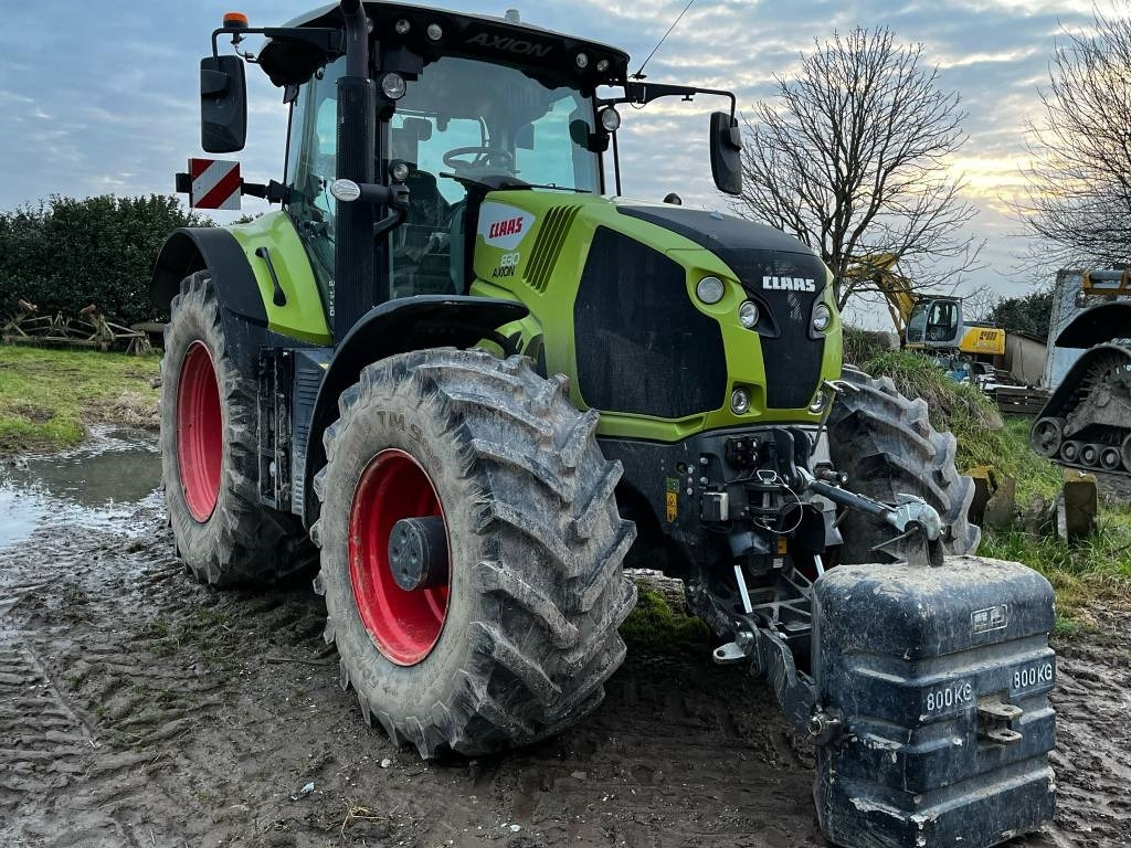 Claas Axion 830 Cmatic - Tracteur agricole: photos 1 Claas Axion 830 Cmatic - Tracteur agricole: photos 1