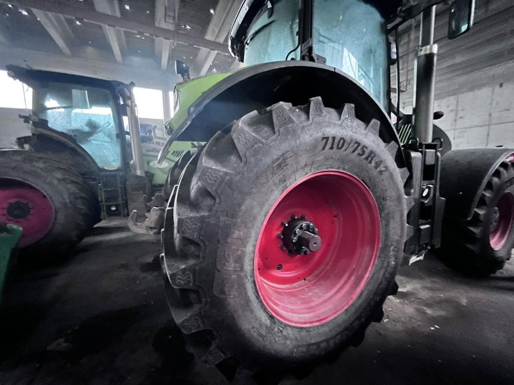 Claas Axion 950 Cmatic - Tracteur agricole: photos 4 Claas Axion 950 Cmatic - Tracteur agricole: photos 4