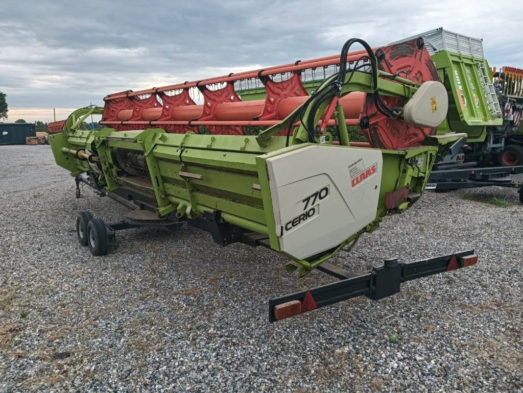 Claas CERIO 770 - Accessoire de matériels de récolte: photos 3 Claas CERIO 770 - Accessoire de matériels de récolte: photos 3