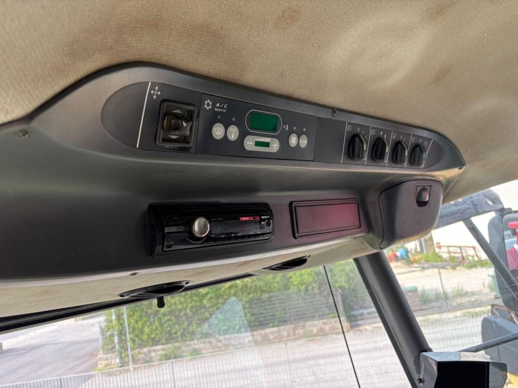 Claas Lexion 530 Montana  - Moissonneuse-batteuse: photos 3 Claas Lexion 530 Montana  - Moissonneuse-batteuse: photos 3