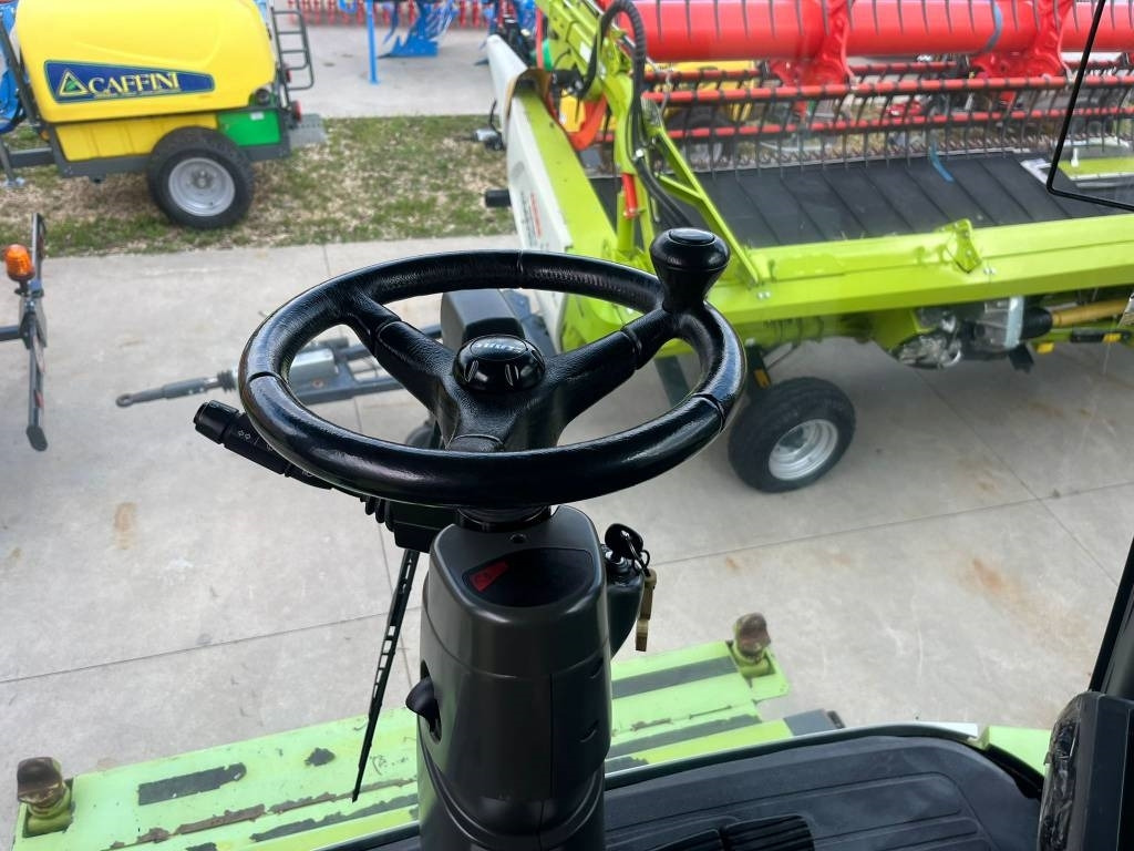 Claas Lexion 560 TT  - Moissonneuse-batteuse: photos 3 Claas Lexion 560 TT  - Moissonneuse-batteuse: photos 3