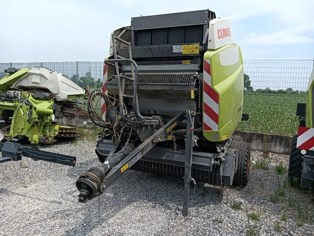 Claas Variant 480 RF - Presse à balles rondes: photos 2 Claas Variant 480 RF - Presse à balles rondes: photos 2