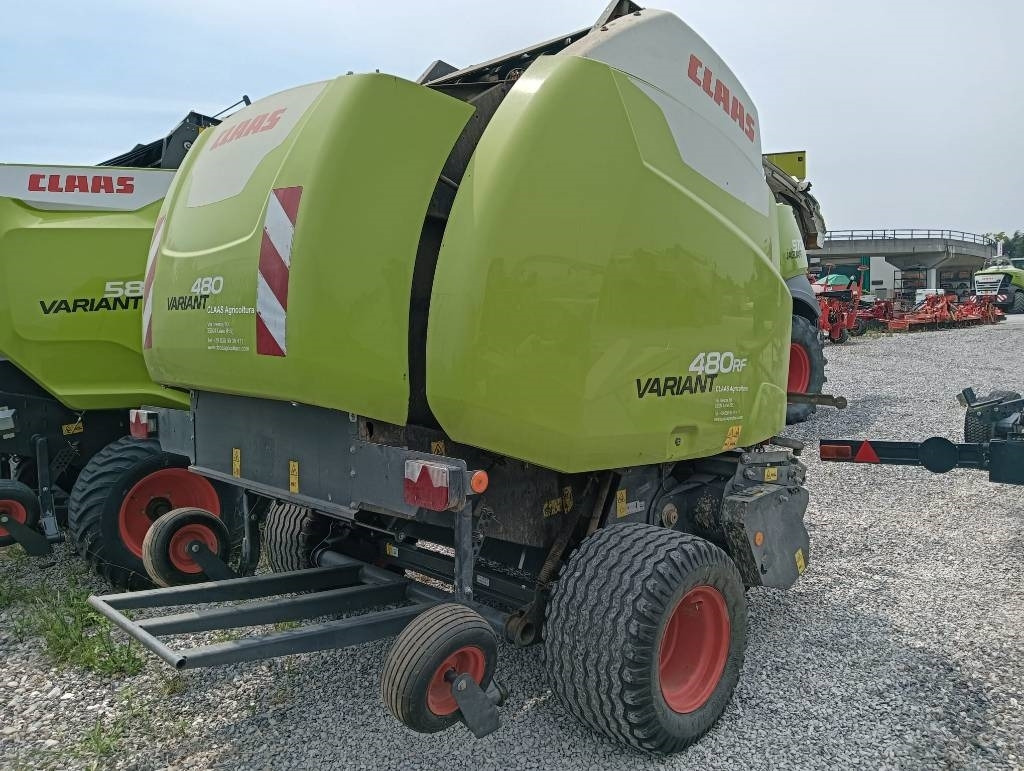 Claas Variant 480 RF - Presse à balles rondes: photos 4 Claas Variant 480 RF - Presse à balles rondes: photos 4