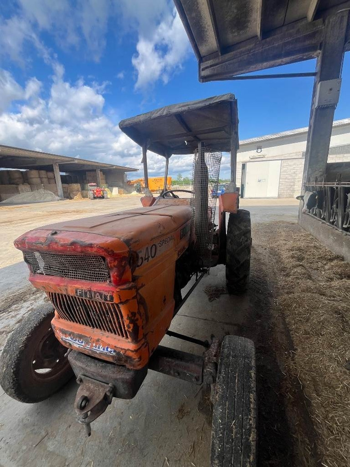 Fiat 540 - Tracteur agricole: photos 1 Fiat 540 - Tracteur agricole: photos 1