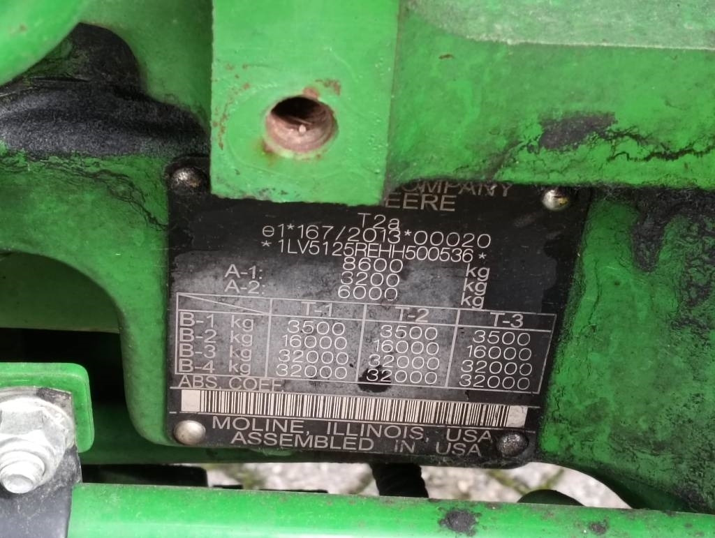 John Deere 5125 R - Tracteur agricole: photos 3 John Deere 5125 R - Tracteur agricole: photos 3