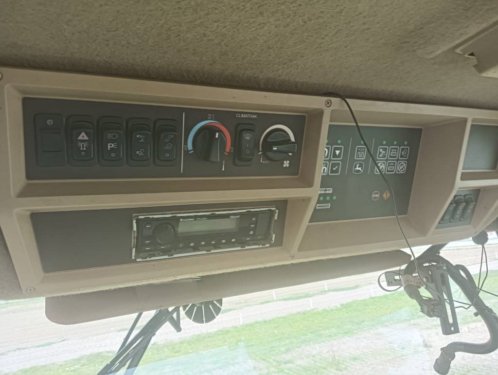 John Deere 7780 i ProDrive  - Ensileuse: photos 4 John Deere 7780 i ProDrive  - Ensileuse: photos 4