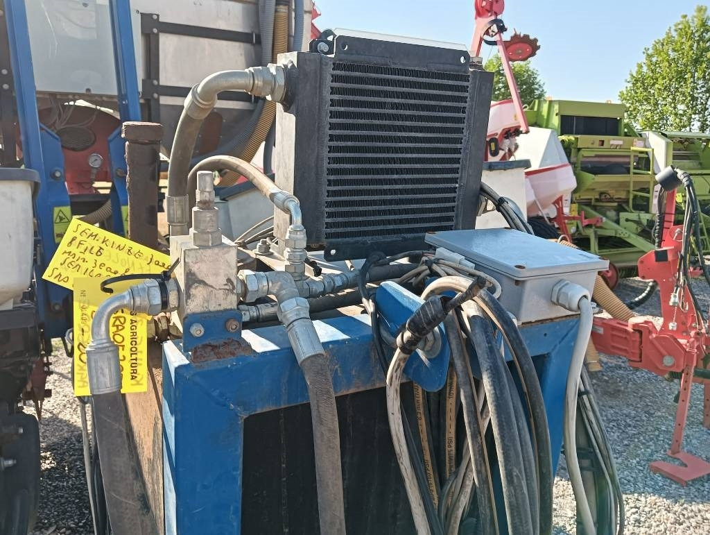 Kinze 3000 - Semoir monograine: photos 4 Kinze 3000 - Semoir monograine: photos 4