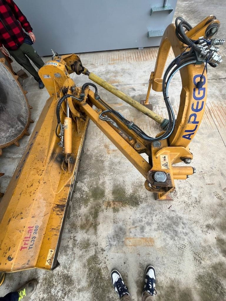 Alpego TL33 200 - Machine agricole: photos 5 Alpego TL33 200 - Machine agricole: photos 5