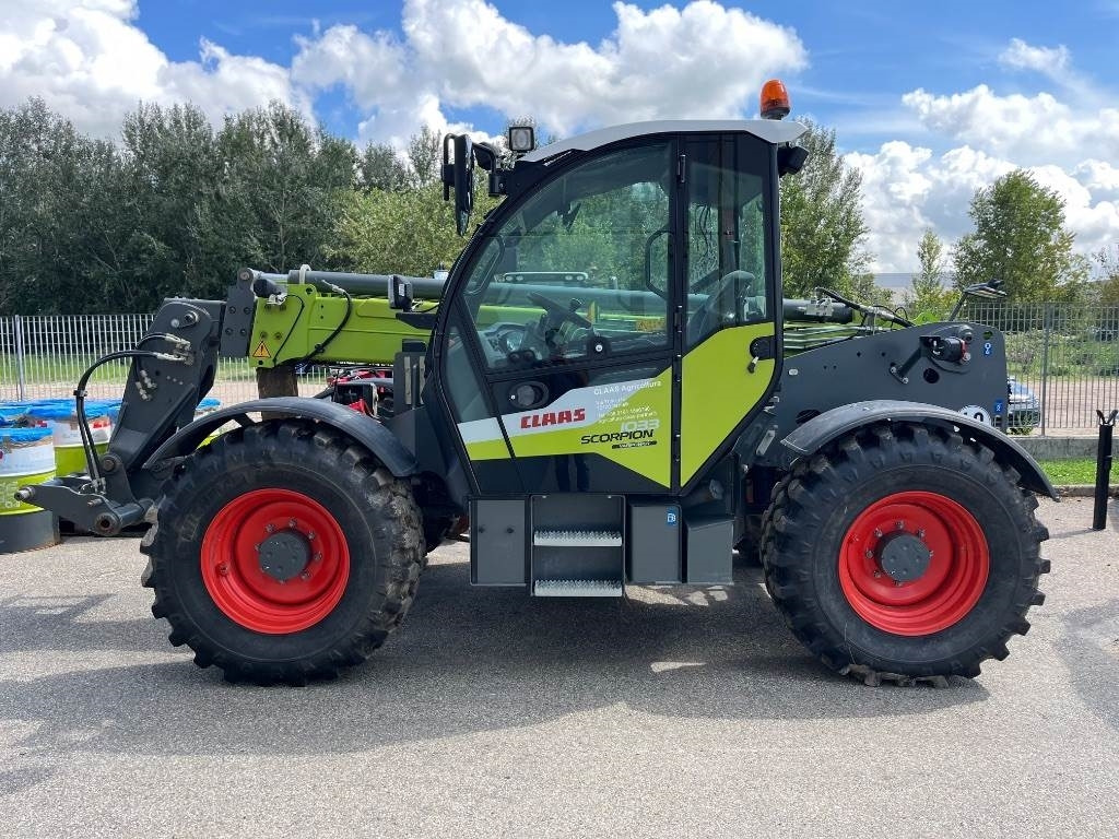 Claas Scorpion 1033 - Machine agricole: photos 5 Claas Scorpion 1033 - Machine agricole: photos 5