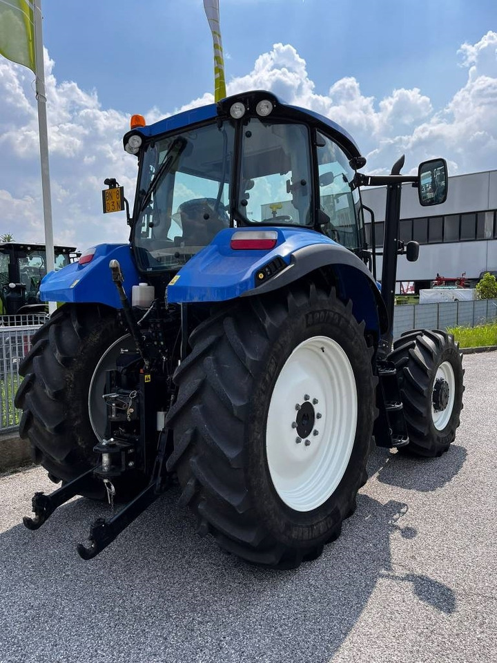 New Holland T 5.115 - Tracteur agricole: photos 5 New Holland T 5.115 - Tracteur agricole: photos 5