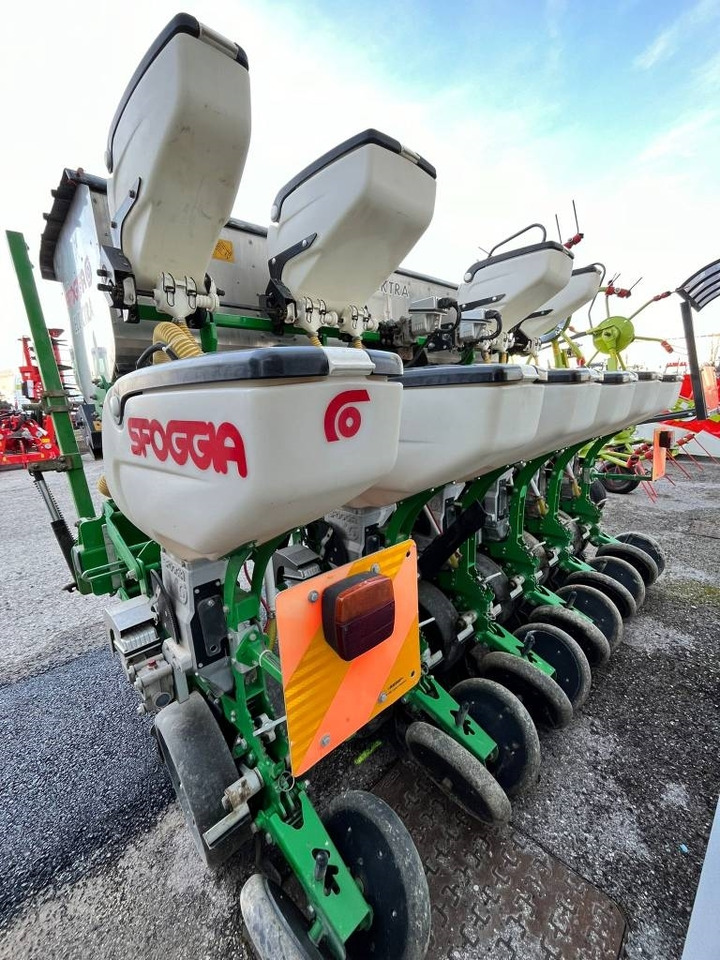 Sfoggia ELETTRA 6 F - Semoir monograine: photos 3 Sfoggia ELETTRA 6 F - Semoir monograine: photos 3