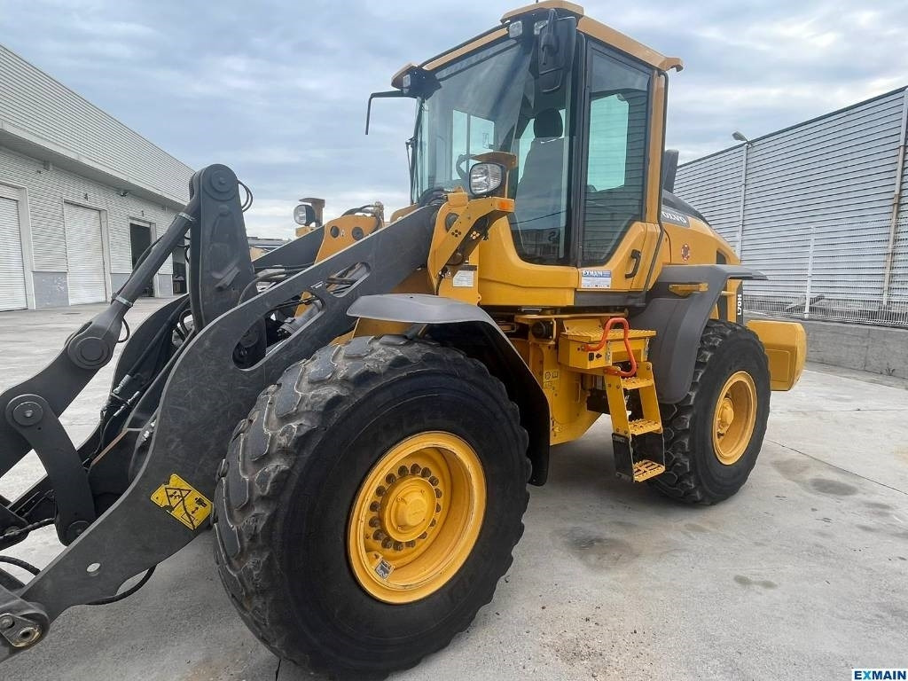 Volvo L 70 H - Chargeuse sur pneus: photos 2 Volvo L 70 H - Chargeuse sur pneus: photos 2