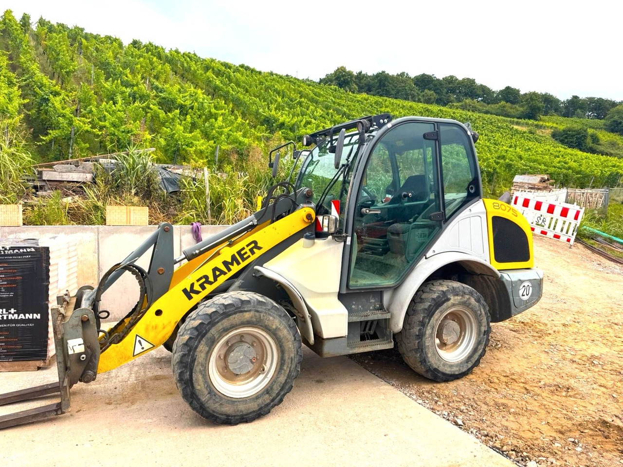 Kramer 8075 / 5075 - Chargeuse sur pneus: photos 2 Kramer 8075 / 5075 - Chargeuse sur pneus: photos 2