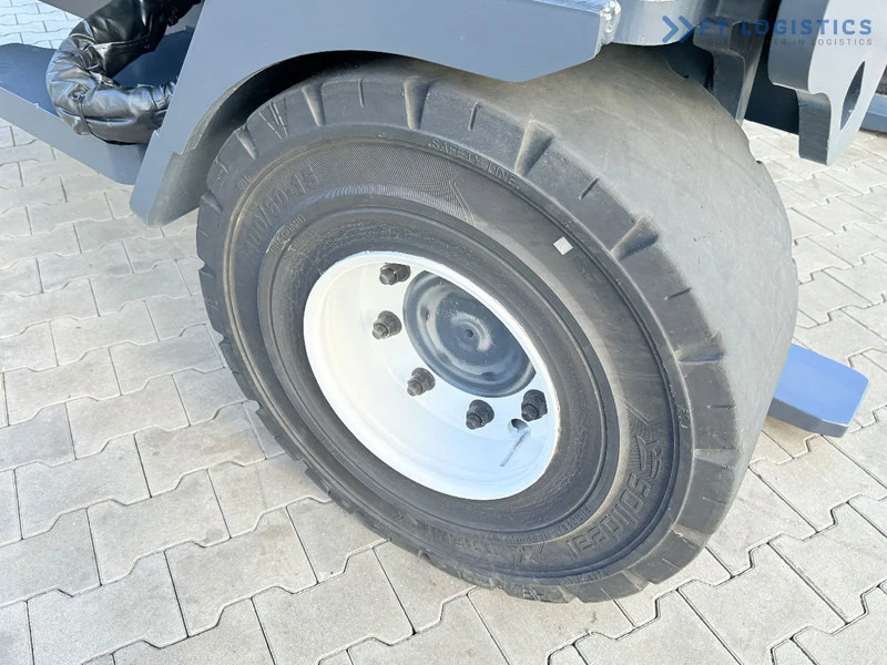 Combilift C14000 / LPG GAS / DUPLEX 3600MM / FREE LIFT / FORK POSITIONER / 1500MM FORKS / LIKE NEW C14000 / LPG GAS / DUPLEX 3600MM / FREE - Chariot multidirectionnel: photos 5 Combilift C14000 / LPG GAS / DUPLEX 3600MM / FREE LIFT / FORK POSITIONER / 1500MM FORKS / LIKE NEW C14000 / LPG GAS / DUPLEX 3600MM / FREE - Chariot multidirectionnel: photos 5