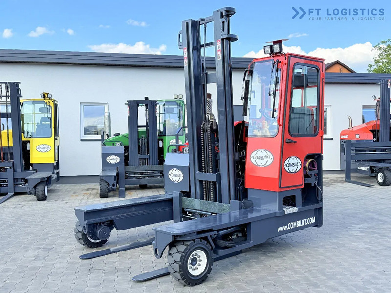 Combilift C4500 / GAS / DUPLEX - 4500MM / POSITIONER / FREE LIFT / FULL CABIN / ONLY 6178H / CONDITION - LIKE NEW! C4500 / GAS / DUPLEX - - Chariot multidirectionnel: photos 1 Combilift C4500 / GAS / DUPLEX - 4500MM / POSITIONER / FREE LIFT / FULL CABIN / ONLY 6178H / CONDITION - LIKE NEW! C4500 / GAS / DUPLEX - - Chariot multidirectionnel: photos 1