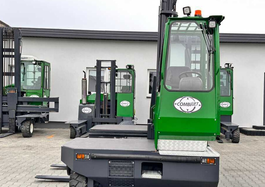 Combilift C5000SL / DIESEL / 4500MM / DUPLEX / CABIN / PLATFORMS / LIKE NEW - Chariot latéral: photos 5 Combilift C5000SL / DIESEL / 4500MM / DUPLEX / CABIN / PLATFORMS / LIKE NEW - Chariot latéral: photos 5