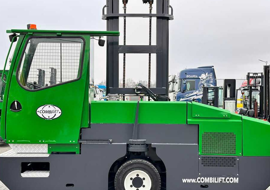 Combilift C5000SL / DIESEL / 4500MM / DUPLEX / CABIN / PLATFORMS / LIKE NEW - Chariot latéral: photos 3 Combilift C5000SL / DIESEL / 4500MM / DUPLEX / CABIN / PLATFORMS / LIKE NEW - Chariot latéral: photos 3