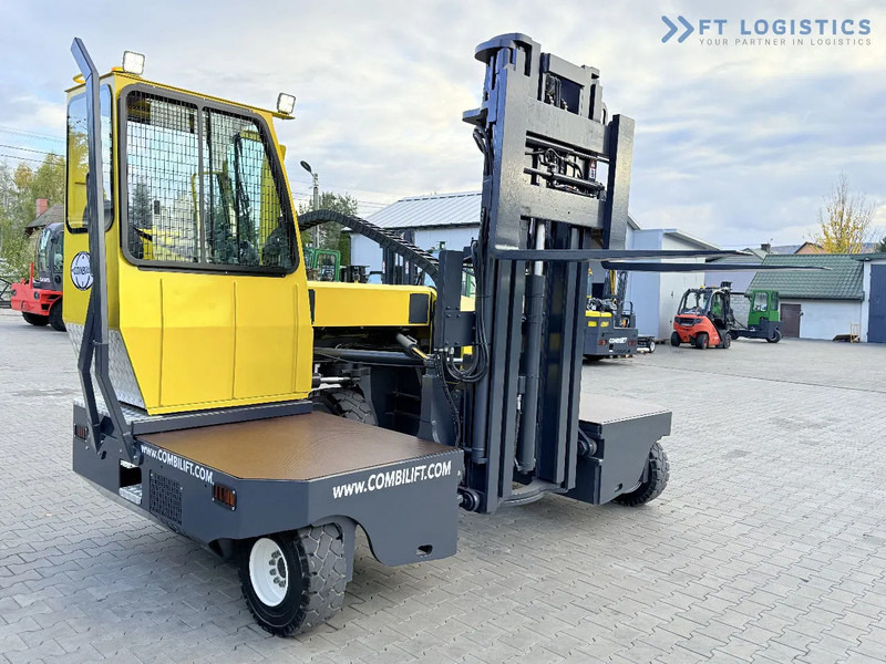Chariot latéral Combilift C5000SR / DIESEL / TRIPLEX MAST – 6100 MM / FORK POSITIONER / FULL CABIN C5000SR / DIESEL / TRIPLEX MAST – 6100 MM / FORK POSITI: photos 1