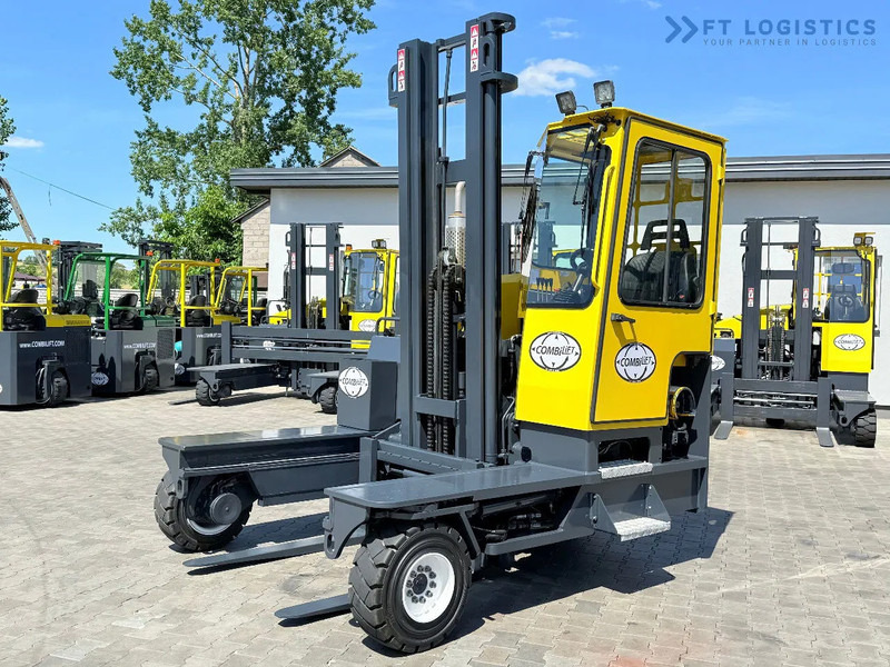 Combilift C5000XL / GAS / DUPLEX / 4500MM / FREE LIFT / SIDESHIFT / FORK POSITIONER / XL CABIN / NEW TYRES C5000XL / GAS / DUPLEX / 4500MM - Chariot multidirectionnel: photos 4 Combilift C5000XL / GAS / DUPLEX / 4500MM / FREE LIFT / SIDESHIFT / FORK POSITIONER / XL CABIN / NEW TYRES C5000XL / GAS / DUPLEX / 4500MM - Chariot multidirectionnel: photos 4