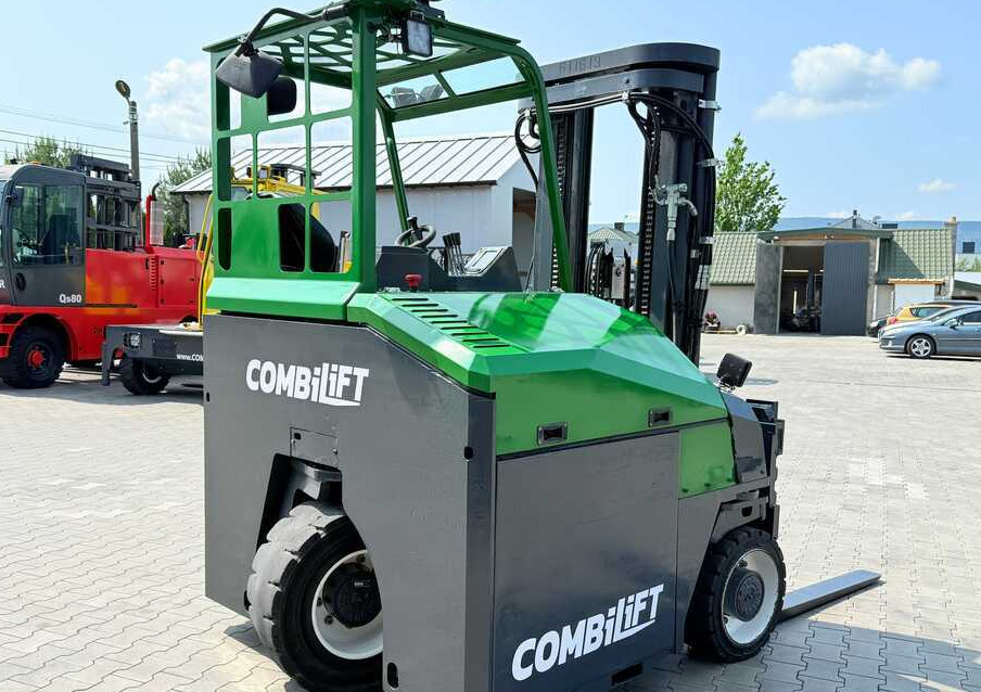 Combilift CBE4000 / TRIPLEX / 5200 / FREE-LIFT - Chariot multidirectionnel: photos 4 Combilift CBE4000 / TRIPLEX / 5200 / FREE-LIFT - Chariot multidirectionnel: photos 4