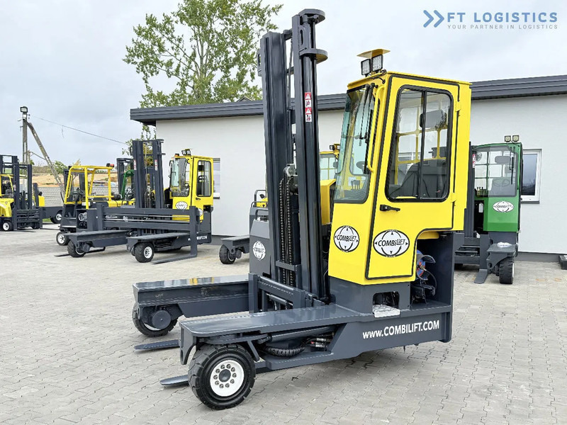 Combilift Combilift FOUR-WAY / MULTI-DIRECTIONAL FORKLIFT C4000 / GAS / DUPLEX 4600MM / ONLY 5614 OPERATING HOURS / FORK POSITIONER / FULL - Chariot multidirectionnel: photos 2 Combilift Combilift FOUR-WAY / MULTI-DIRECTIONAL FORKLIFT C4000 / GAS / DUPLEX 4600MM / ONLY 5614 OPERATING HOURS / FORK POSITIONER / FULL - Chariot multidirectionnel: photos 2