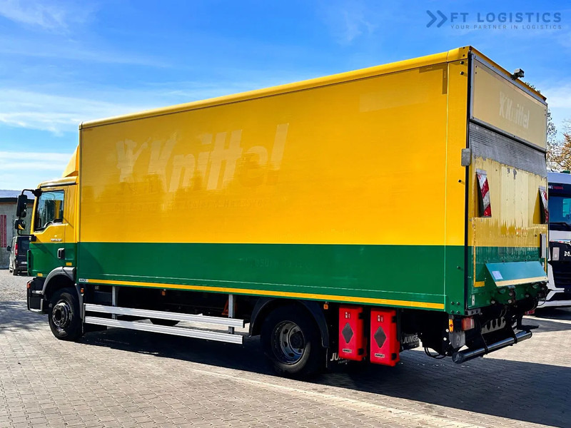 MAN TGM 15.250 MAN TGM 15.250 4X2 / CONTAINER - 16 PALLETS / TAIL LIFT / TIRES 80% / PERFECT CONDITION - Camion fourgon: photos 4 MAN TGM 15.250 MAN TGM 15.250 4X2 / CONTAINER - 16 PALLETS / TAIL LIFT / TIRES 80% / PERFECT CONDITION - Camion fourgon: photos 4