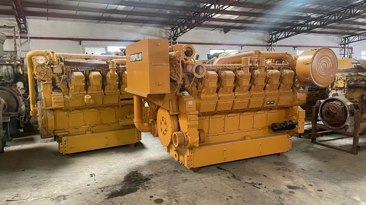 CATERPILLAR 3512 - Moteur pour Pelle: photos 2 CATERPILLAR 3512 - Moteur pour Pelle: photos 2