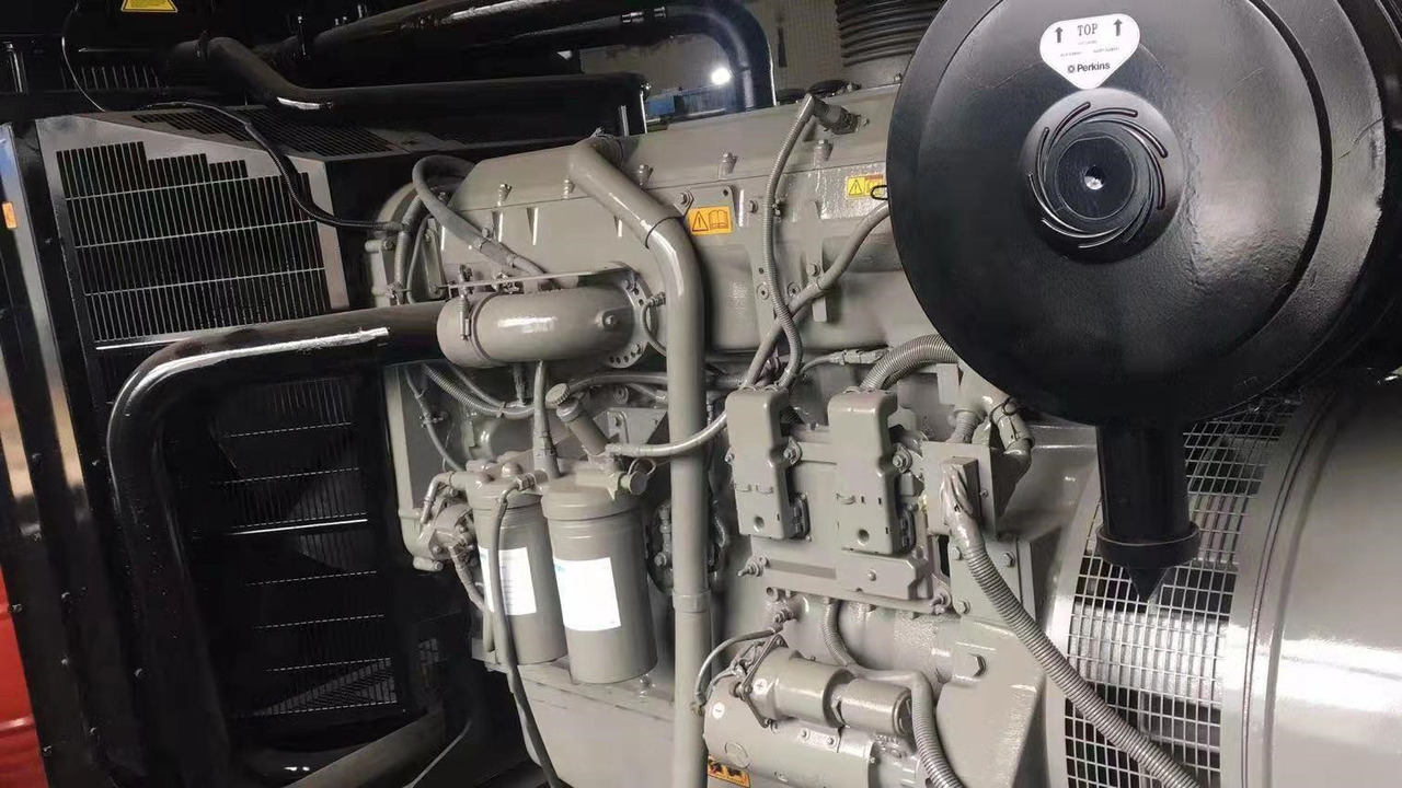 CATERPILLAR C18 - Moteur pour Pelle: photos 1 CATERPILLAR C18 - Moteur pour Pelle: photos 1