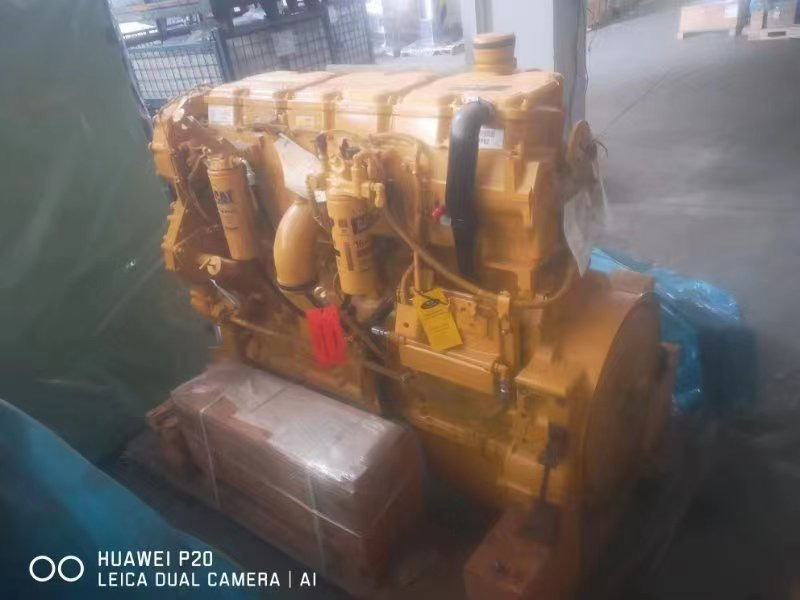 CATERPILLAR C18 - Moteur pour Pelle: photos 2 CATERPILLAR C18 - Moteur pour Pelle: photos 2