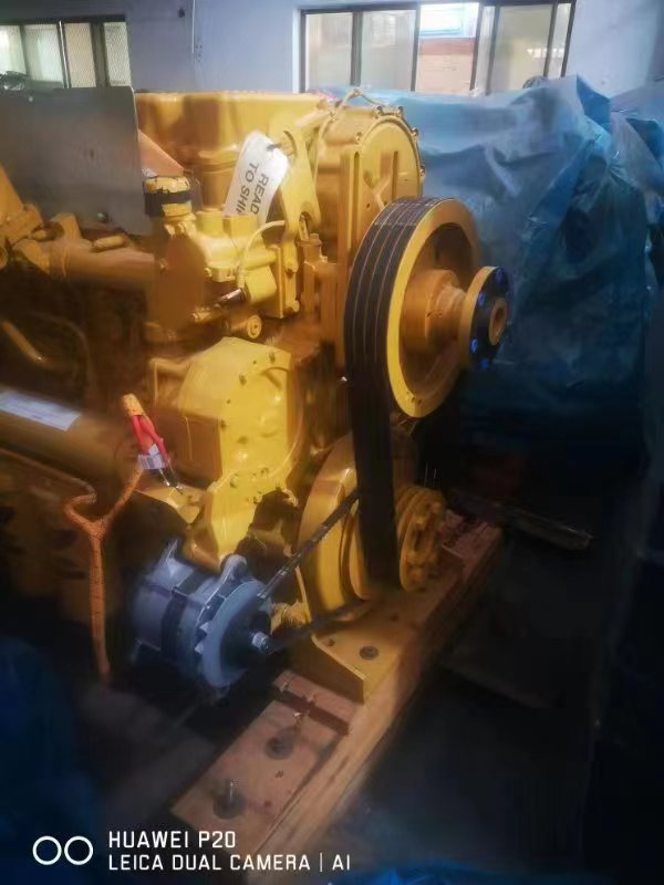CATERPILLAR C18 - Moteur pour Pelle: photos 3 CATERPILLAR C18 - Moteur pour Pelle: photos 3