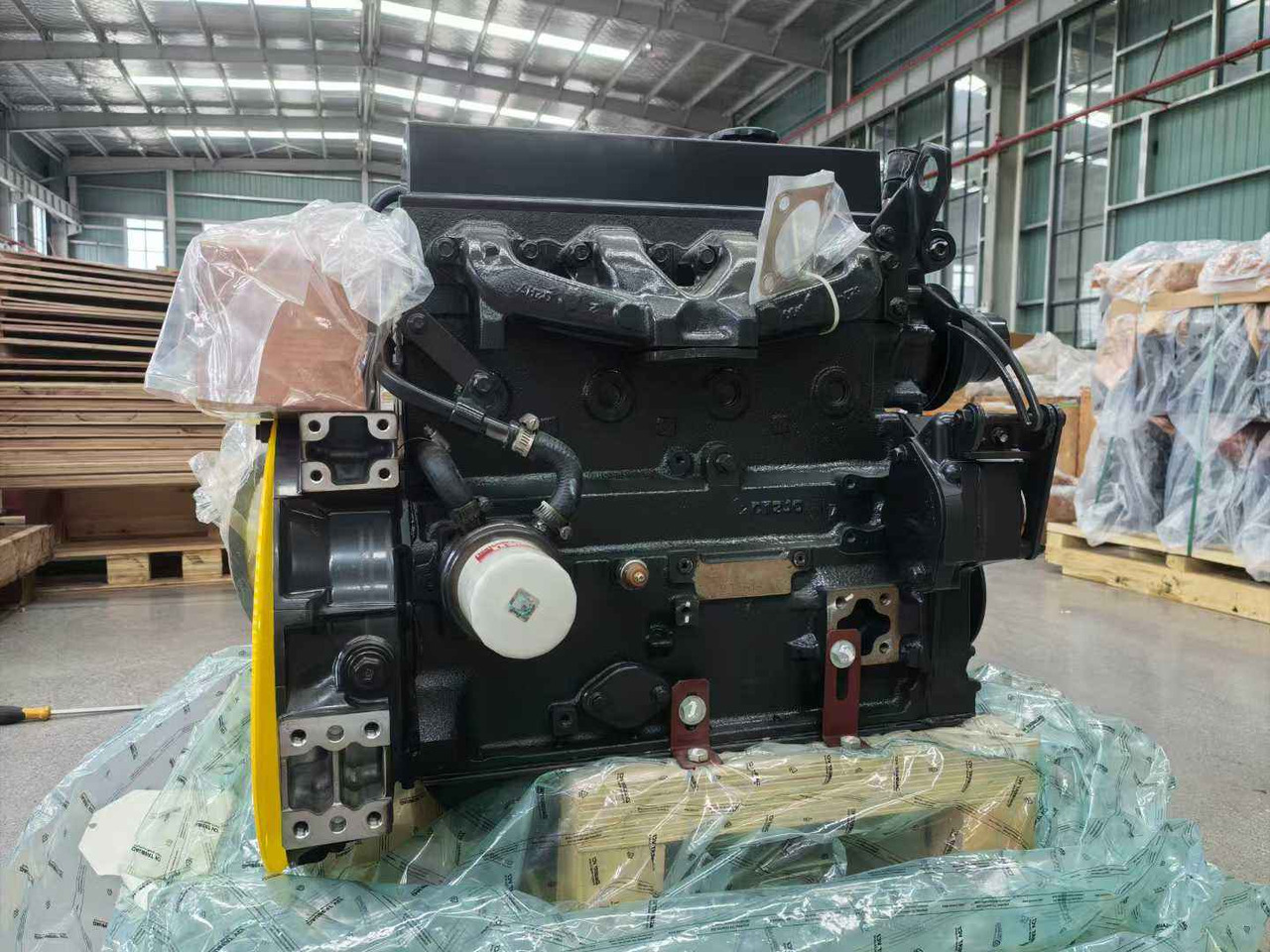 CUMMINS B3.3 - Moteur pour Pelle: photos 2 CUMMINS B3.3 - Moteur pour Pelle: photos 2