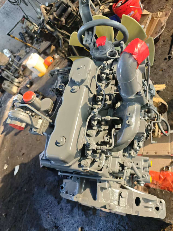 ISUZU 4BG1 - Moteur pour Pelle: photos 4 ISUZU 4BG1 - Moteur pour Pelle: photos 4