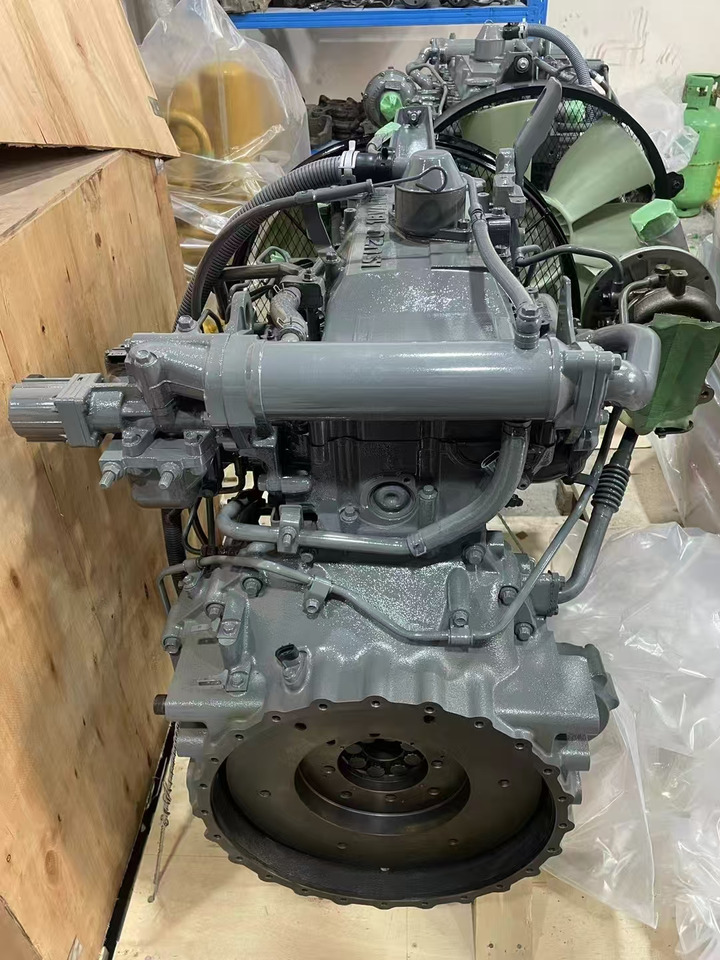 ISUZU 4HK1 - Moteur pour Pelle: photos 2 ISUZU 4HK1 - Moteur pour Pelle: photos 2