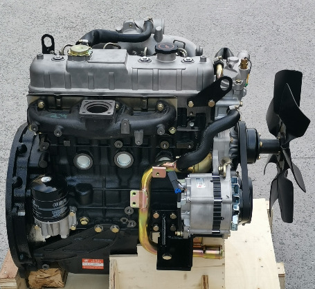 ISUZU 4JB1 - Moteur pour Pelle: photos 2 ISUZU 4JB1 - Moteur pour Pelle: photos 2