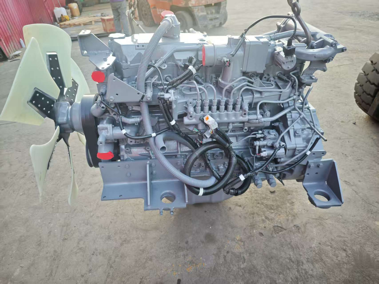 ISUZU 6HK1 - Moteur pour Mini pelle: photos 1 ISUZU 6HK1 - Moteur pour Mini pelle: photos 1