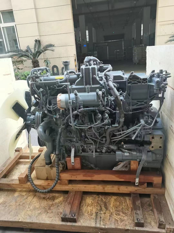 ISUZU 6UZ1 - Moteur pour Pelle: photos 1 ISUZU 6UZ1 - Moteur pour Pelle: photos 1