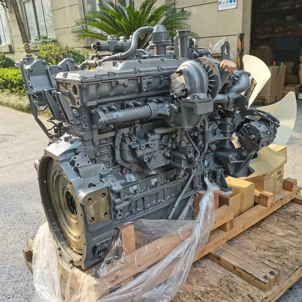 ISUZU 6UZ1 - Moteur pour Pelle: photos 1 ISUZU 6UZ1 - Moteur pour Pelle: photos 1