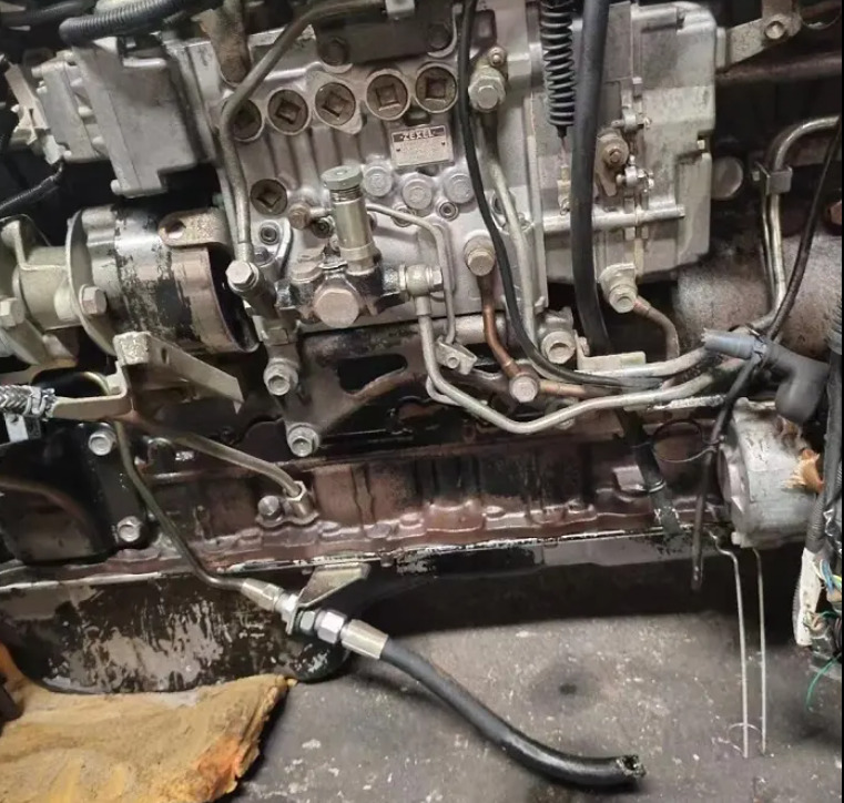 ISUZU 6WF1 - Moteur pour Accessoire: photos 3 ISUZU 6WF1 - Moteur pour Accessoire: photos 3